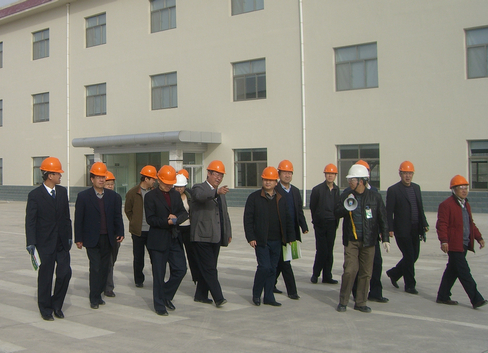 國家農(nóng)業(yè)部、財政部以及甘肅省農(nóng)業(yè)廳、財政廳等領(lǐng)導到公司考察調(diào)研