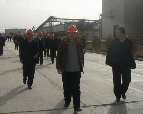 國家農(nóng)業(yè)部、財政部以及甘肅省農(nóng)業(yè)廳、財政廳等領(lǐng)導到公司考察調(diào)研